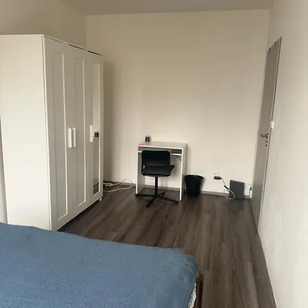 Διαμέρισμα Prague, Luxurious Private In Flat Between Airport And City Center